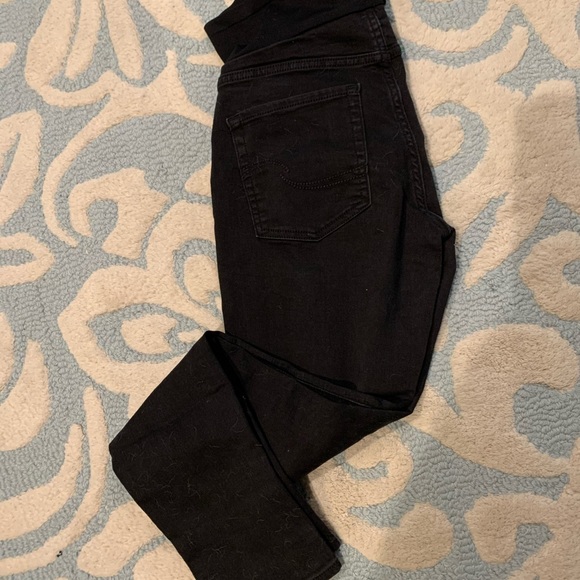 Levi’s maternity jeans - Picture 6 of 6